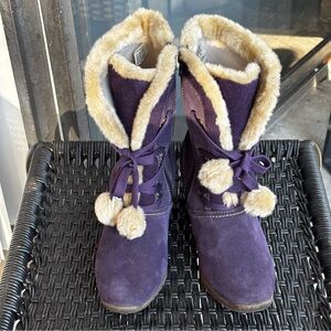 BRILLIANT Purple Pom Pom Faux Fur Lined Mild-Calf Waterproof Boots Size 6M